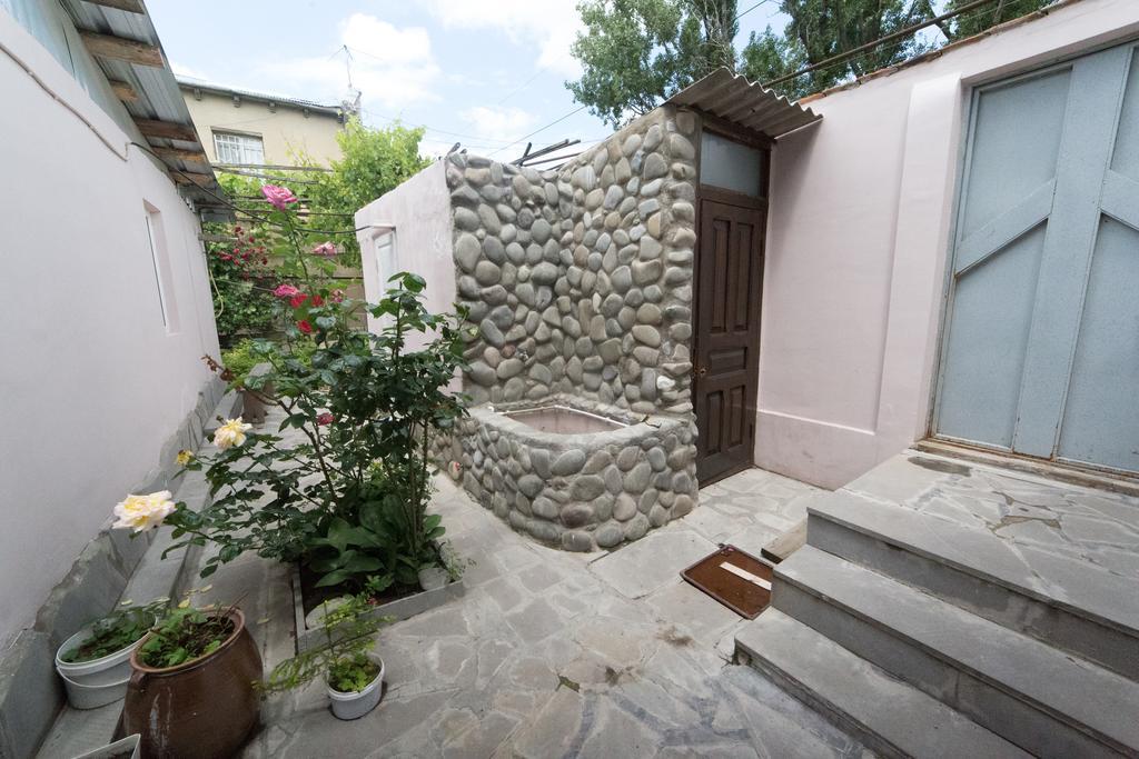 Guesthouse Levani Gori Exterior foto